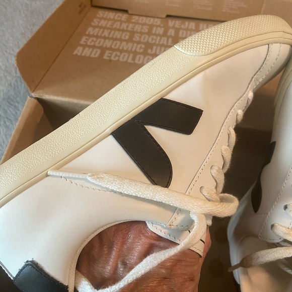 Veja Esplar White Sneakers with Black Accents - Picture 6 of 9